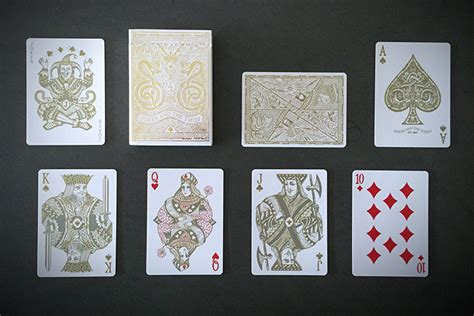 how to break in a deck of cards|How to Break in a New Deck of Playing Cards – Joker and the Thief.